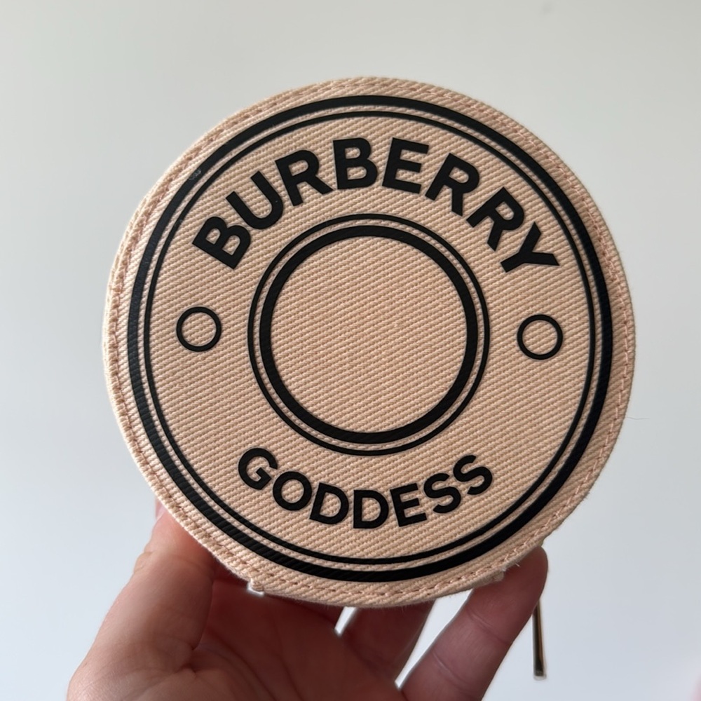 Burberry Goddess round 5” travel pouch. Jewelry clutch case
